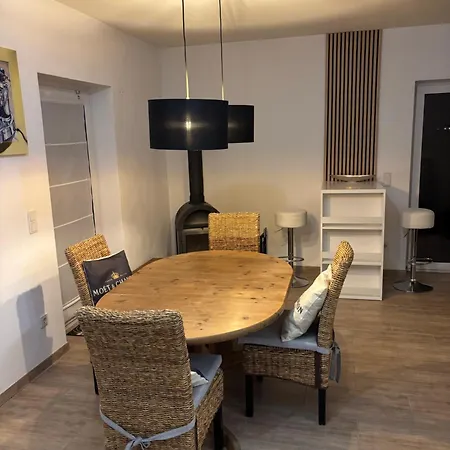 Einmaliger Ausblick Und Tolles Ambiente * Laubenheim