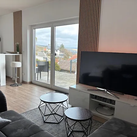 Einmaliger Ausblick Und Tolles Ambiente 아파트 *