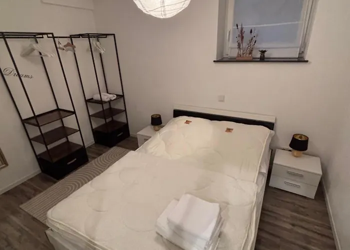 Einmaliger Ausblick Und Tolles Ambiente דירה