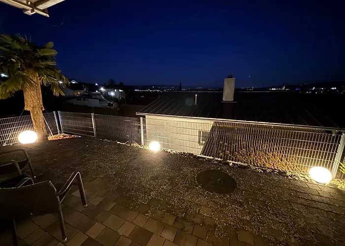 Einmaliger Ausblick Und Tolles Ambiente דירה